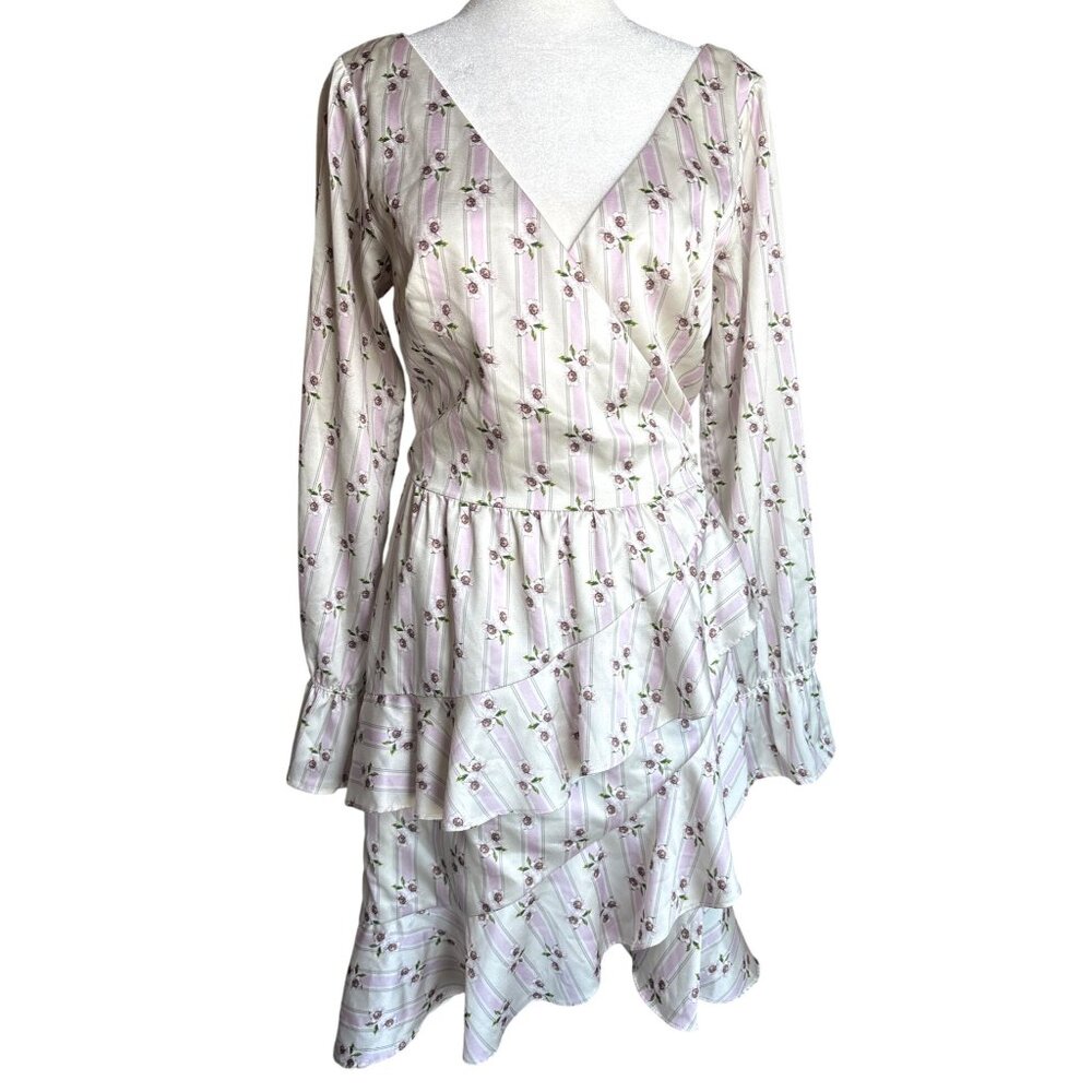 Bellevue The Label Dress Size Small Wrap Lavender Floral Cottagecore Ruffle‎ Hem
